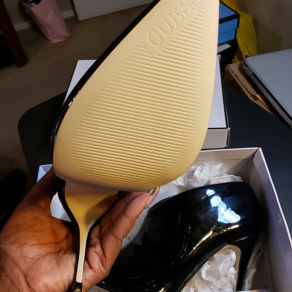 Black Pointed to patent Bootie - Picture 7 of 7